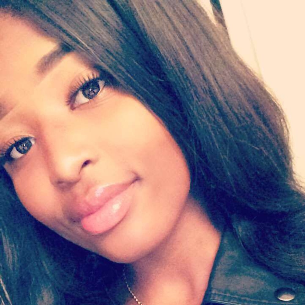 Meet your Posher, Briana